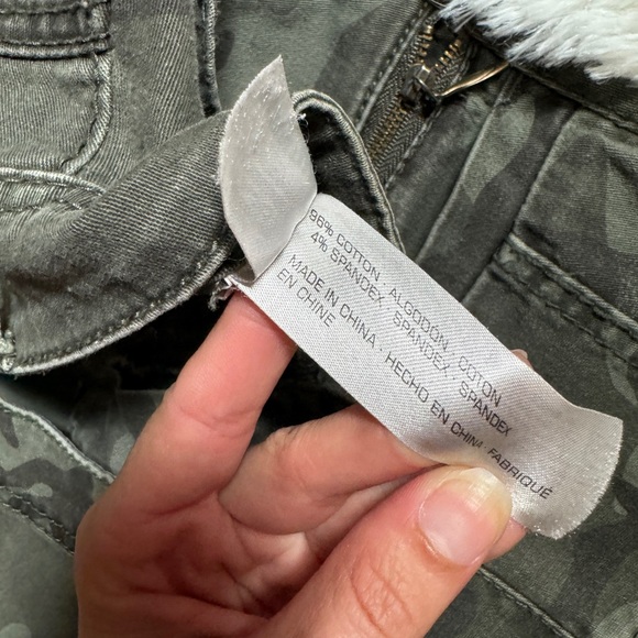 Y2k Union Bay Camo Pants - Picture 8 of 11